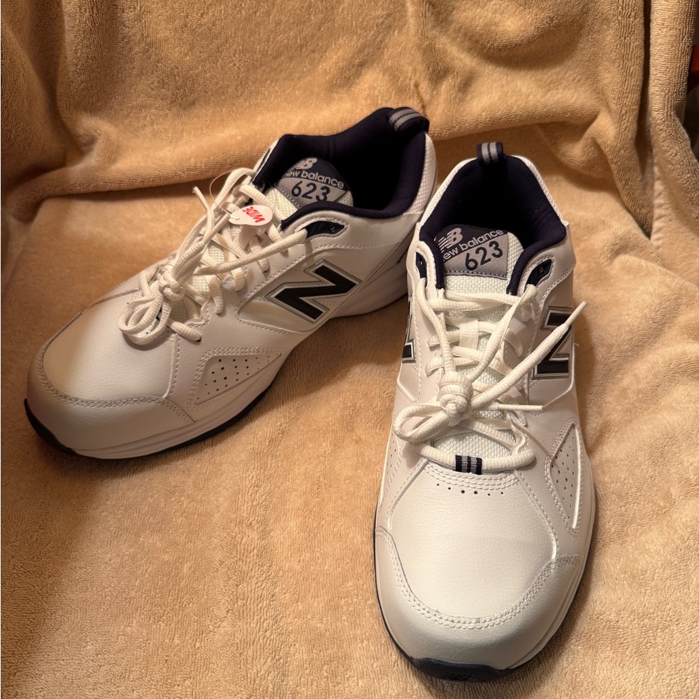 New Balance 623 sneaker - new w tags men’s size 11.5